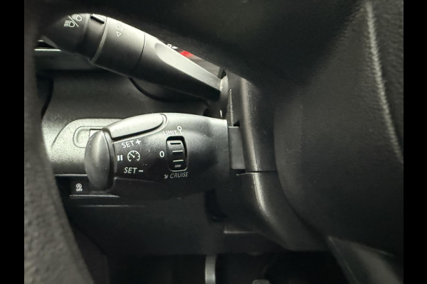 Toyota PROACE CITY 1.5 D-4D / Airco / Cruise Control / BlueTooth (handsfree) / Betonplex Laadvloer incl. Vloerschelp