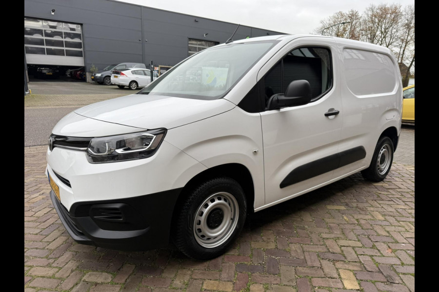 Toyota PROACE CITY 1.5 D-4D / Airco / Cruise Control / BlueTooth (handsfree) / Betonplex Laadvloer incl. Vloerschelp