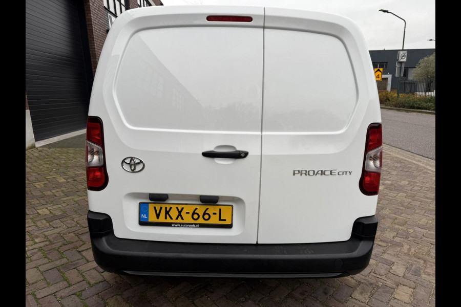 Toyota PROACE CITY 1.5 D-4D / Airco / Cruise Control / BlueTooth (handsfree) / Betonplex Laadvloer incl. Vloerschelp