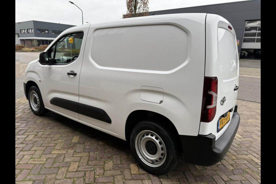 Toyota PROACE CITY 1.5 D-4D / Airco / Cruise Control / BlueTooth (handsfree) / Betonplex Laadvloer incl. Vloerschelp