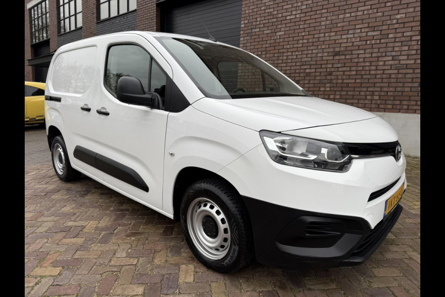Toyota PROACE CITY 1.5 D-4D / Airco / Cruise Control / BlueTooth (handsfree) / Betonplex Laadvloer incl. Vloerschelp