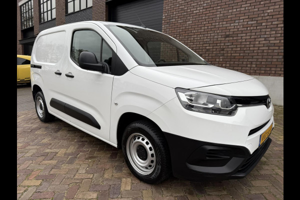Toyota PROACE CITY 1.5 D-4D / Airco / Cruise Control / BlueTooth (handsfree) / Betonplex Laadvloer incl. Vloerschelp