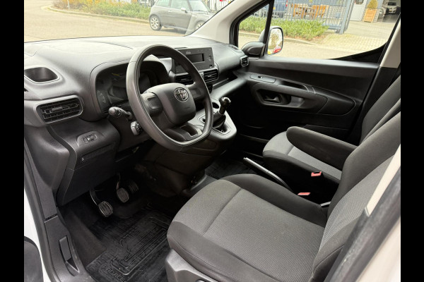Toyota PROACE CITY 1.5 D-4D / Airco / Cruise Control / BlueTooth (handsfree) / Betonplex Laadvloer incl. Vloerschelp