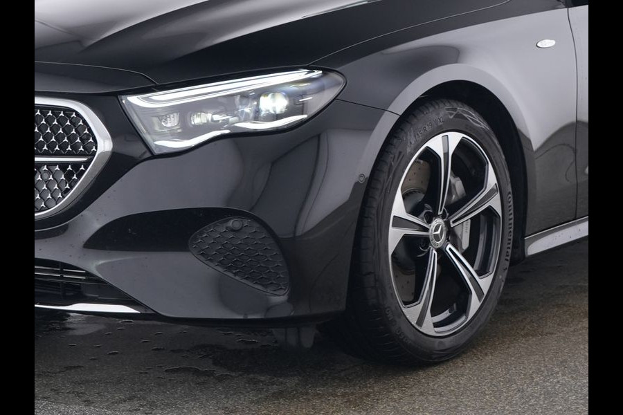 Mercedes-Benz E-Klasse Estate 300 e Plug-In Hybride Adtion Avantgarde | Trekhaak | Head-up-Display | Distronic | Memory Voorstoelen. Inclusief 24 maanden MB Certified garantie voor Europa.