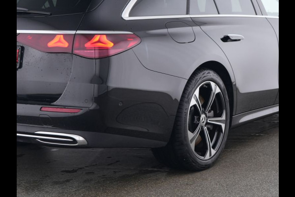 Mercedes-Benz E-Klasse Estate 300 e Plug-In Hybride Adtion Avantgarde | Trekhaak | Head-up-Display | Distronic | Memory Voorstoelen. Inclusief 24 maanden MB Certified garantie voor Europa.