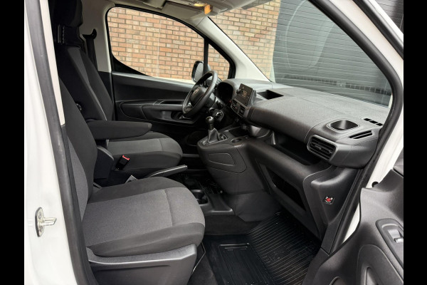 Toyota PROACE CITY 1.5 D-4D / Airco / Cruise Control / BlueTooth (handsfree) / Betonplex Laadvloer incl. Vloerschelp