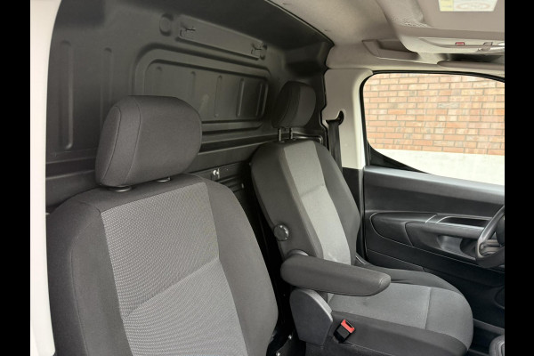 Toyota PROACE CITY 1.5 D-4D / Airco / Cruise Control / BlueTooth (handsfree) / Betonplex Laadvloer incl. Vloerschelp