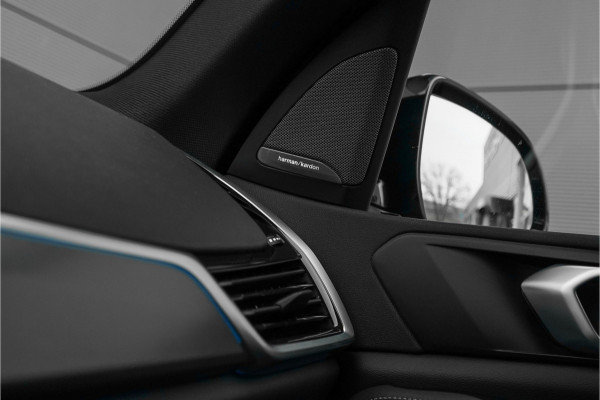 BMW X5 xDrive45e Driving Assist Plus H/K HUD Trekhaak