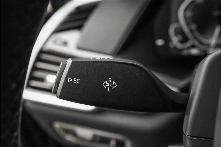 BMW X5 xDrive45e Driving Assist Plus H/K HUD Trekhaak