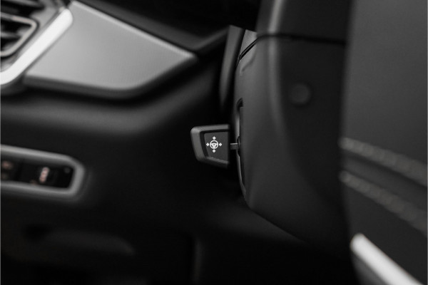 BMW X5 xDrive45e Driving Assist Plus H/K HUD Trekhaak