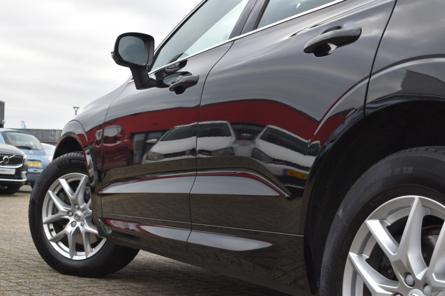 Volvo XC60 D4 190PK Automaat AWD Momentum | Trekhaak | Standkachel | Leder | Stoelverwarming