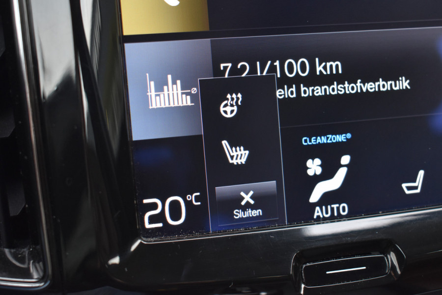 Volvo XC60 D4 190PK Automaat AWD Momentum | Trekhaak | Standkachel | Leder | Stoelverwarming