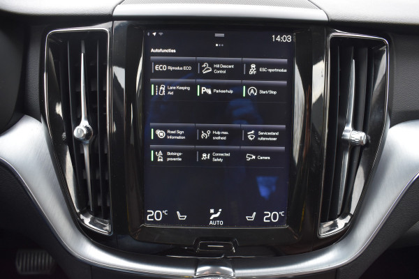 Volvo XC60 D4 190PK Automaat AWD Momentum | Trekhaak | Standkachel | Leder | Stoelverwarming