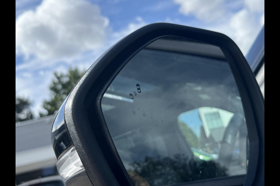 Ford Explorer 3.0 V6 EcoBoost PHEV ST-Line 457pk | Full LED | Adaptieve Cruise | Panorama Dak | Trekhaak afneembaar | 2.500kg Trekgewicht | Verlengde fabrieks garantie tot 09-2028