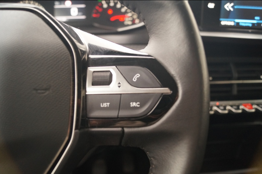 Peugeot 2008 1.2 PureTech 130pk Active Pack -NAVI-CAM-PDC-