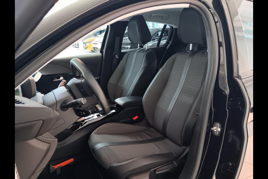 Peugeot e-208 EV Allure Pack 50 kWh Apple Carplay/Android Auto | Achteruitrijcamera | Climate Control