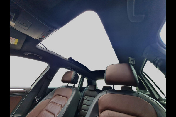 Volkswagen Tiguan 1.4 TSI eHybrid R-Line Business+ | PHEV | volleder | schuifdak | Virtual Cockpit | blind-spot