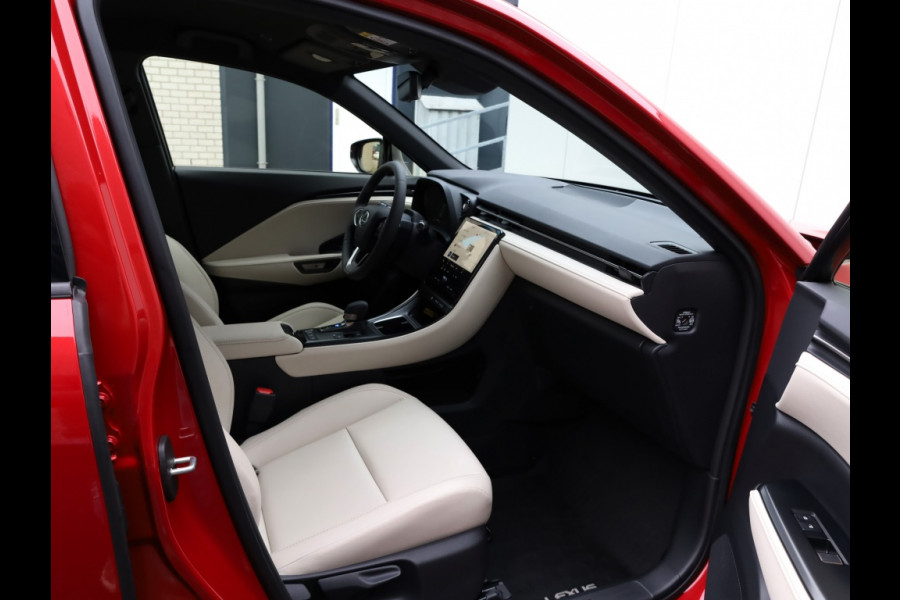 Lexus LBX 1.5 Elegant 2WD | Tech Pack | Leder | El. Achterklep | Stoelverwarming