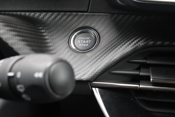 Peugeot 208 1.2 Hybrid 145PK e-DCS6 GT | NAVIGATIE | DRAADLOZE APPLE CARPLAY/ANDROID AUTO | CAMERA VOOR + ACHTER | FULL LED KOPLAMPEN | LICHTMETALEN VELGEN 17" | DODEHOEK DETECTIE | DRAADLOZE TELEFOONLADER | KEYLESS ENTRY/START | DAB+ RADIO | ADAPTIVE CRUISE CONTROL |