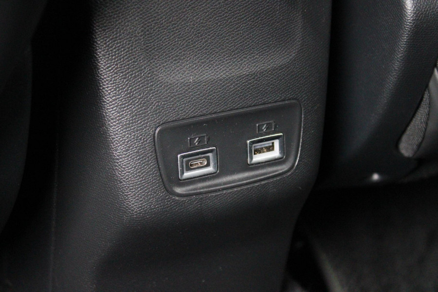 Peugeot 208 1.2 Hybrid 145PK e-DCS6 GT | NAVIGATIE | DRAADLOZE APPLE CARPLAY/ANDROID AUTO | CAMERA VOOR + ACHTER | FULL LED KOPLAMPEN | LICHTMETALEN VELGEN 17" | DODEHOEK DETECTIE | DRAADLOZE TELEFOONLADER | KEYLESS ENTRY/START | DAB+ RADIO | ADAPTIVE CRUISE CONTROL |