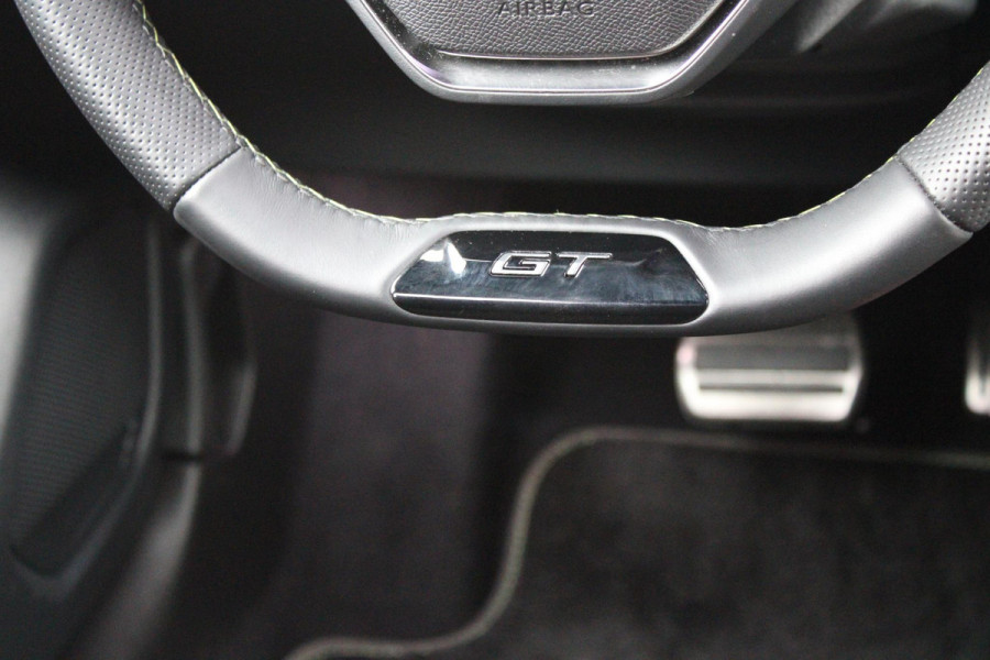 Peugeot 208 1.2 Hybrid 145PK e-DCS6 GT | NAVIGATIE | DRAADLOZE APPLE CARPLAY/ANDROID AUTO | CAMERA VOOR + ACHTER | FULL LED KOPLAMPEN | LICHTMETALEN VELGEN 17" | DODEHOEK DETECTIE | DRAADLOZE TELEFOONLADER | KEYLESS ENTRY/START | DAB+ RADIO | ADAPTIVE CRUISE CONTROL |