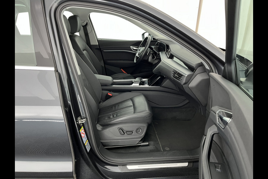 Audi e-tron 55 quattro Advanced edition Plus 95 kWh [3-Fase] {SOH-93%} (INCL-BTW) Aut.*LEATHER | ADAPTIVE-CRUISE | FULL-LED | DIGI-COCKPIT | KEYLESS | MEMORY-PACK | CAMERA | NAVI-FULLMAP | SHIFT-PADDLES | DAB+ | HEATED-COMFORTSEATS | DRIVE-SELECT | 20''AL
