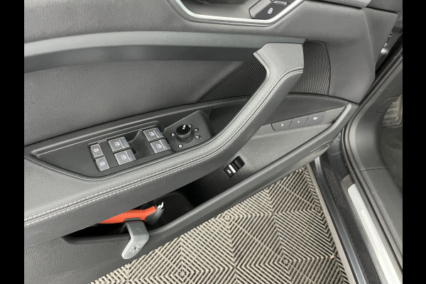 Audi e-tron 55 quattro Advanced edition Plus 95 kWh [3-Fase] {SOH-93%} (INCL-BTW) Aut.*LEATHER | ADAPTIVE-CRUISE | FULL-LED | DIGI-COCKPIT | KEYLESS | MEMORY-PACK | CAMERA | NAVI-FULLMAP | SHIFT-PADDLES | DAB+ | HEATED-COMFORTSEATS | DRIVE-SELECT | 20''AL