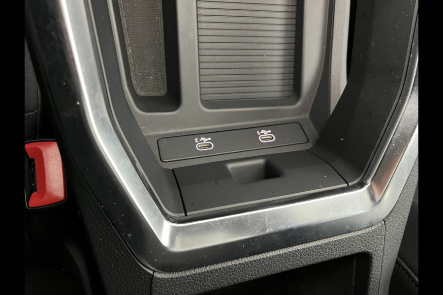 Audi e-tron 55 quattro Advanced edition Plus 95 kWh [3-Fase] {SOH-93%} (INCL-BTW) Aut.*LEATHER | ADAPTIVE-CRUISE | FULL-LED | DIGI-COCKPIT | KEYLESS | MEMORY-PACK | CAMERA | NAVI-FULLMAP | SHIFT-PADDLES | DAB+ | HEATED-COMFORTSEATS | DRIVE-SELECT | 20''AL