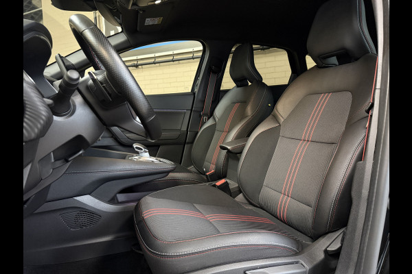 Renault Captur 1.3 TCe 140 R.S. Line | Groot Navi | ACC | Blindspot | Stoelverwarming | 18" |