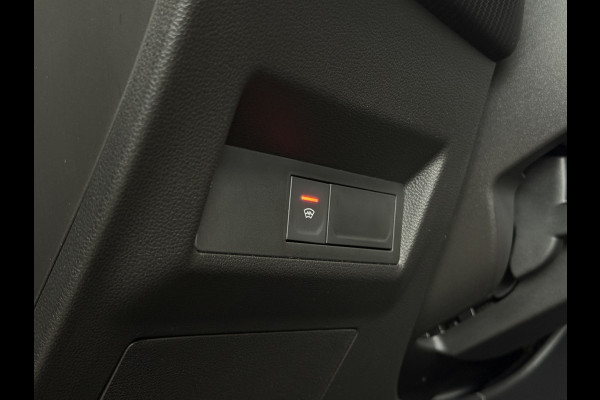 Renault Captur 1.3 TCe 140 R.S. Line | Groot Navi | ACC | Blindspot | Stoelverwarming | 18" |