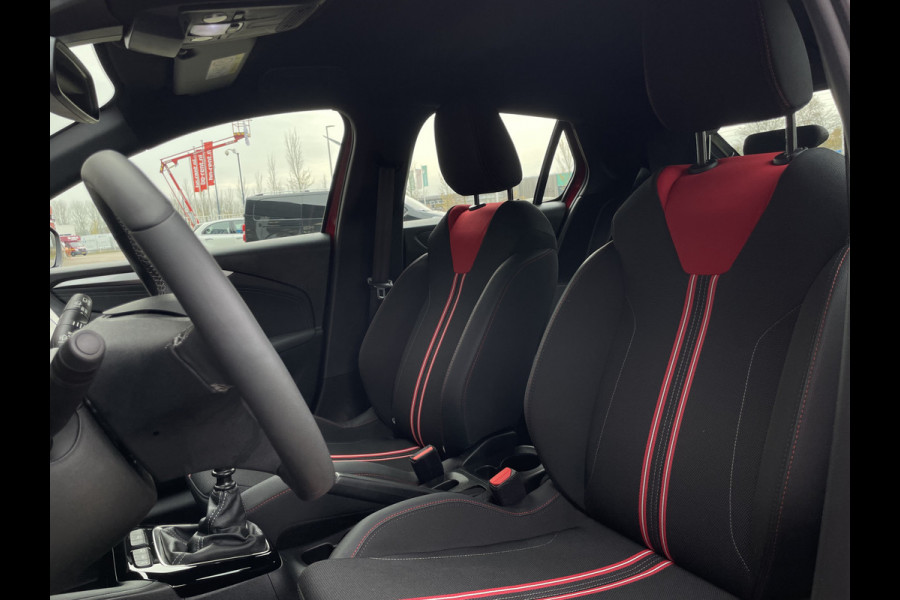 Opel Corsa 1.2 GS Line | Stoelverwarming | Parkeersensoren | Apple/Android CarPlay