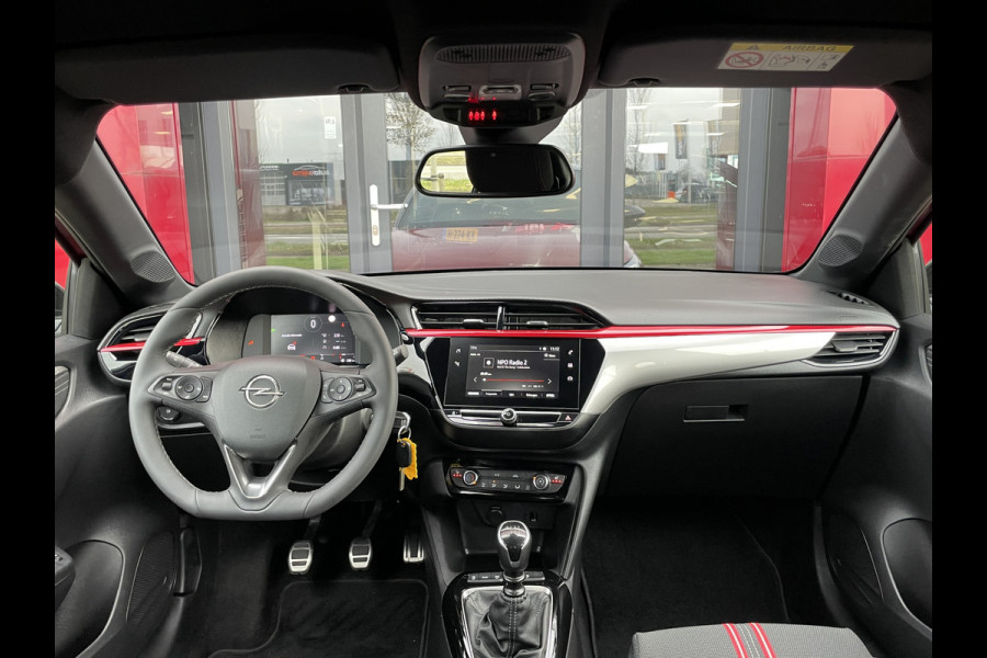 Opel Corsa 1.2 GS Line | Stoelverwarming | Parkeersensoren | Apple/Android CarPlay