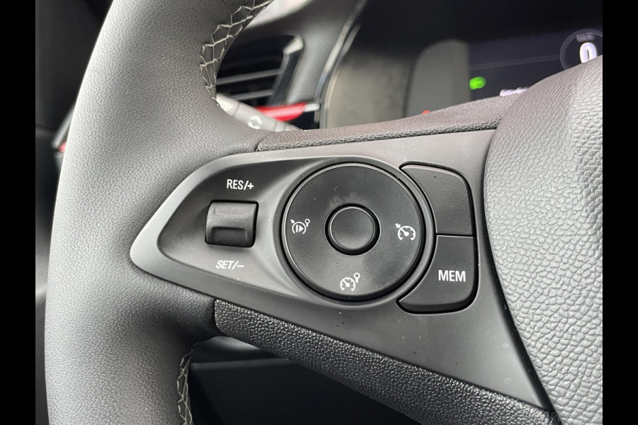 Opel Corsa 1.2 GS Line | Stoelverwarming | Parkeersensoren | Apple/Android CarPlay