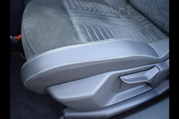 Peugeot 3008 1.2 Hybrid 136 GT