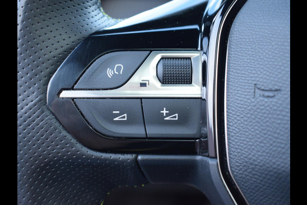 Peugeot e-208 EV GT Pack 50 kWh | adaptieve cruise control | camera + sensoren | navigatie