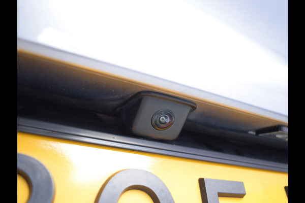 Peugeot e-208 EV GT Pack 50 kWh | adaptieve cruise control | camera + sensoren | navigatie