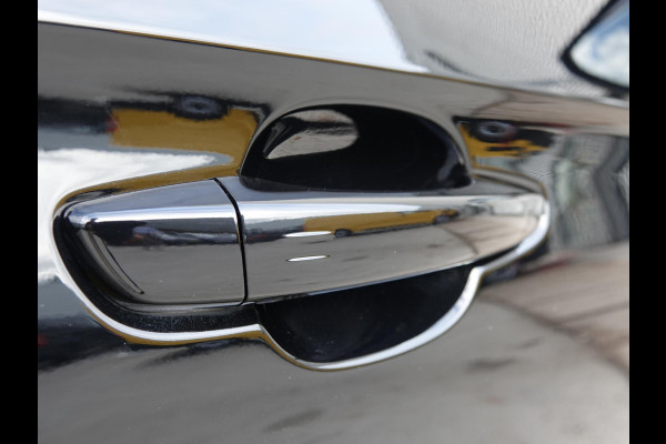 Opel Grandland 1.2 Turbo Hybrid GS Leder interieur