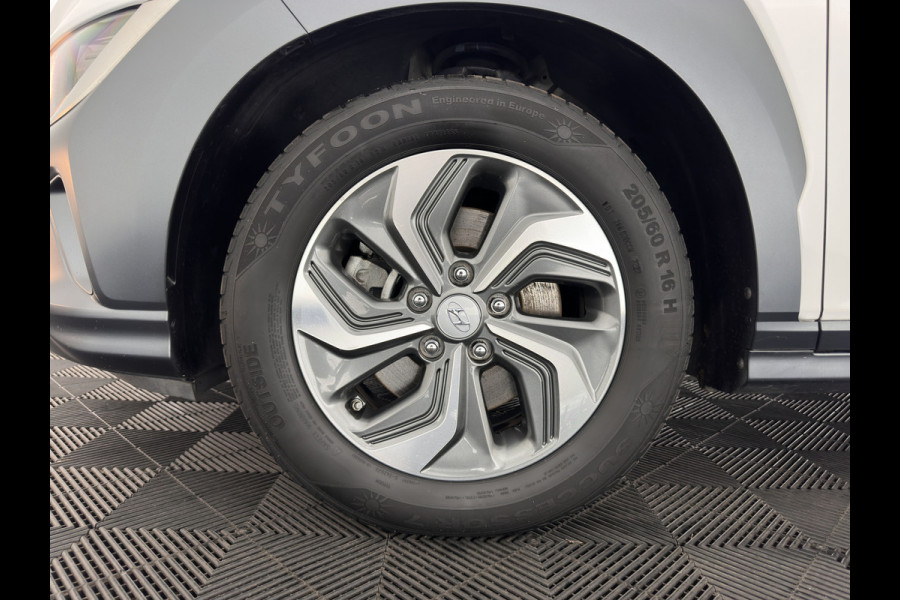 Hyundai Kona 1.6 GDI HEV Fashion (INCL-BTW) Aut. *NAVI-FULLMAP | DIGI-COCKPIT | FULL-LED | KEYLESS | CAMERA | HEAD-UP | SHIFT-PADDLES | DAB | COMFORT-SEATS | PRIVACY-GLASS | TOWBAR | 16 "ALU*