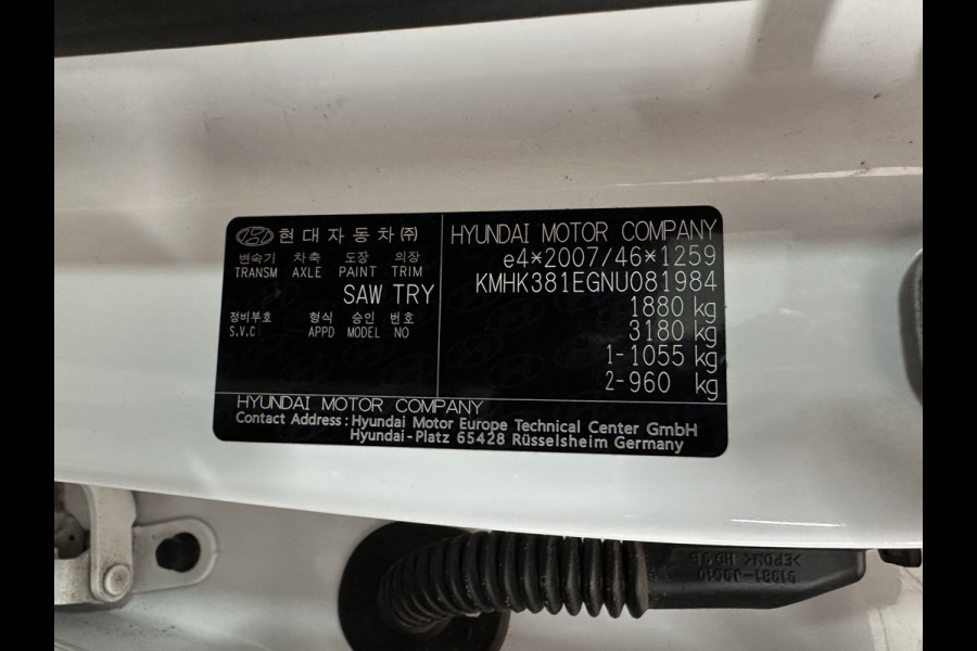 Hyundai Kona 1.6 GDI HEV Fashion (INCL-BTW) Aut. *NAVI-FULLMAP | DIGI-COCKPIT | FULL-LED | KEYLESS | CAMERA | HEAD-UP | SHIFT-PADDLES | DAB | COMFORT-SEATS | PRIVACY-GLASS | TOWBAR | 16 "ALU*