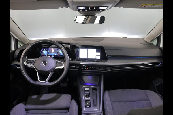 Volkswagen Golf 1.5 eTSI Style 50pk DSG| Pano-dak| Camera| 17'LM-velgen| Voorstoelen verwarmd en massage