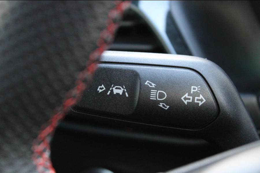 Ford Fiesta 1.0 EcoBoost Hybrid ST-Line Led Pdc Navi Nap