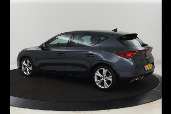 Seat Leon 1.5 eTSI FR Launch Edition | Carplay | Adaptive cruise | Sfeerverlichting | Navigatie | Full LED | Dodehoek detectie | DAB | Parkeerhulp | Climate control