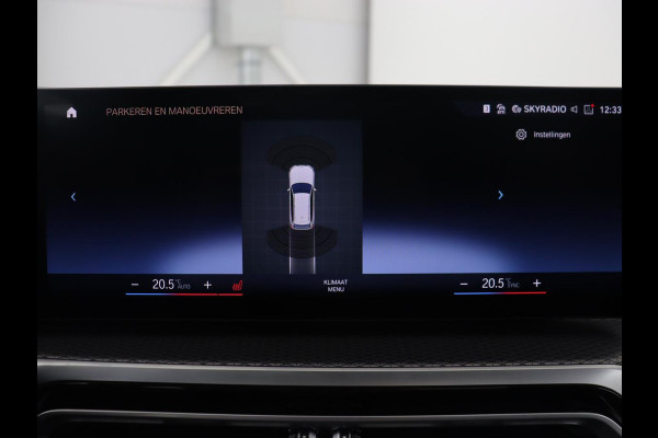 BMW 3-serie 320e M Sport | Panoramadak | Trekhaak | Stoelverwarming | Carplay | Sportstoelen | Leder/Alcantara | Navigatie | Widescreen Display | Sfeerverlichting | Parkeerhulp | PHEV | Plug In