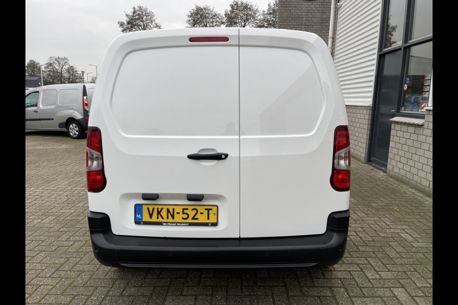 Peugeot Partner 1.2 PureTech Premium benzine grijs kenteken / originele Nederlandse bus / lease vanaf € 201 / zakelijk bpm vrij / vaste prijs rijklaar € 11.950 ex btw / airco / cruise / navigatie