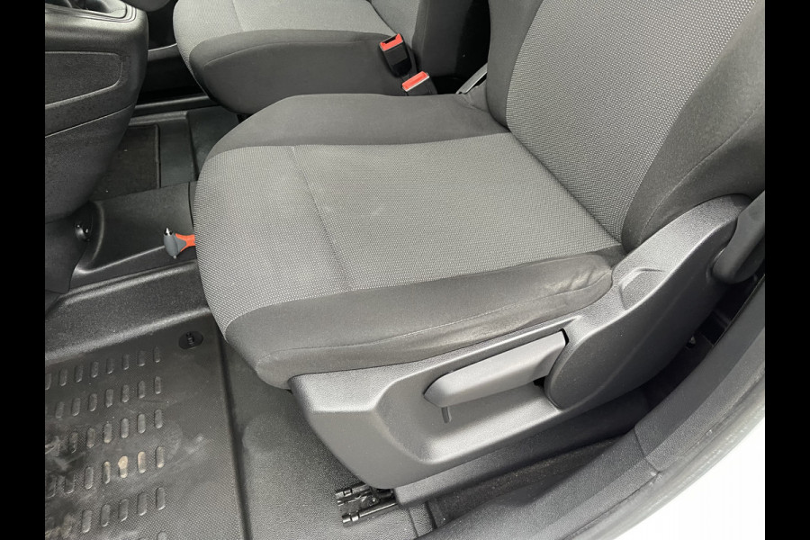 Peugeot Partner 1.2 PureTech Premium benzine grijs kenteken / originele Nederlandse bus / lease vanaf € 201 / zakelijk bpm vrij / vaste prijs rijklaar € 11.950 ex btw / airco / cruise / navigatie