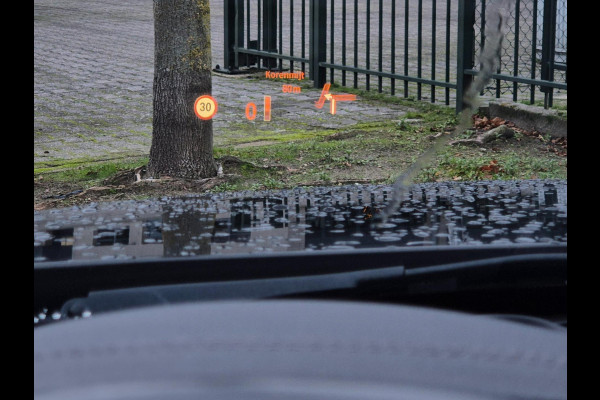 BMW 3 Serie Touring 330i M Sport X-Drive CarPlay Dig. Teller 6wb Line assist Dode Hoek ACC NAP NL Stuurverwarm 100% dealer onderho