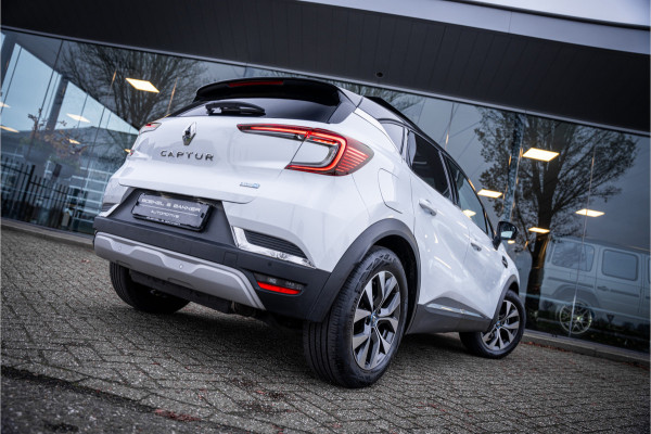 Renault Captur 1.6 E-Tech Plug-in Hybrid 160 Intens ** Panodak ** Camera ** Navigatie Rijbereik tot 56km (WLTP)