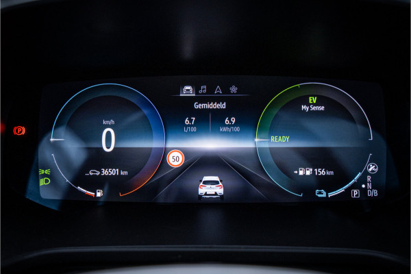 Renault Captur 1.6 E-Tech Plug-in Hybrid 160 Intens ** Panodak ** Camera ** Navigatie Rijbereik tot 56km (WLTP)