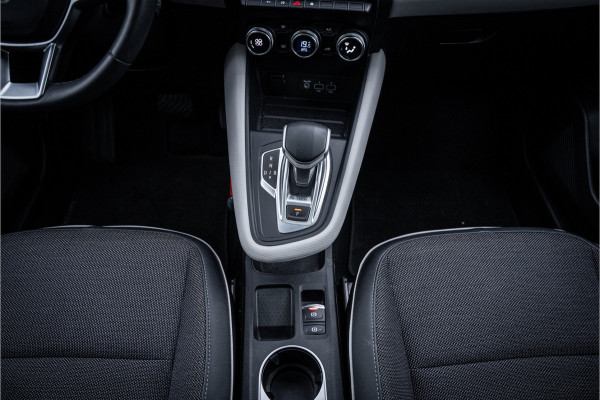 Renault Captur 1.6 E-Tech Plug-in Hybrid 160 Intens ** Panodak ** Camera ** Navigatie Rijbereik tot 56km (WLTP)