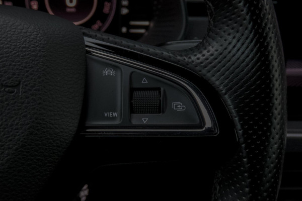 Škoda Kamiq 1.0 TSI Sport Business Edition| TREKHAAK | APPLE CARPLAY / ANDROID AUTO | ELEKTRISCHE STOELVERSTELLING